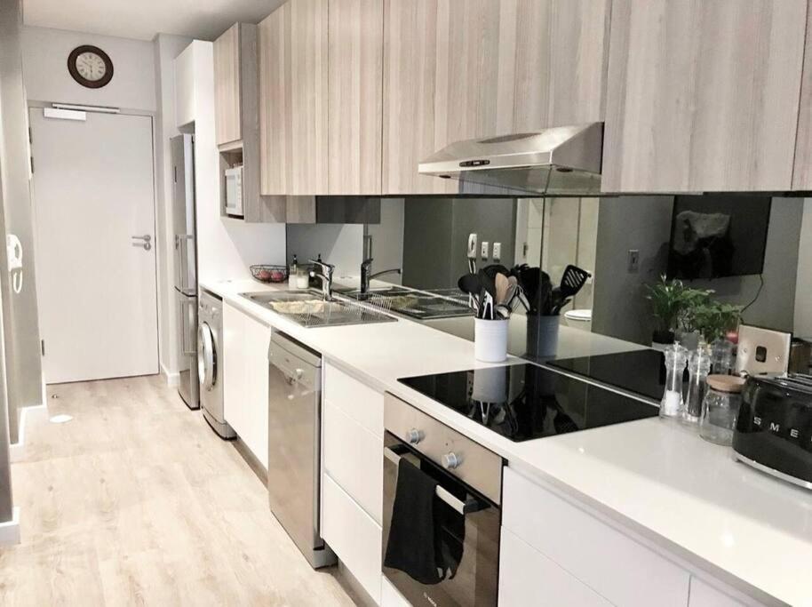 Stunning Studio Apartment In Cbd Kaapstad Buitenkant foto